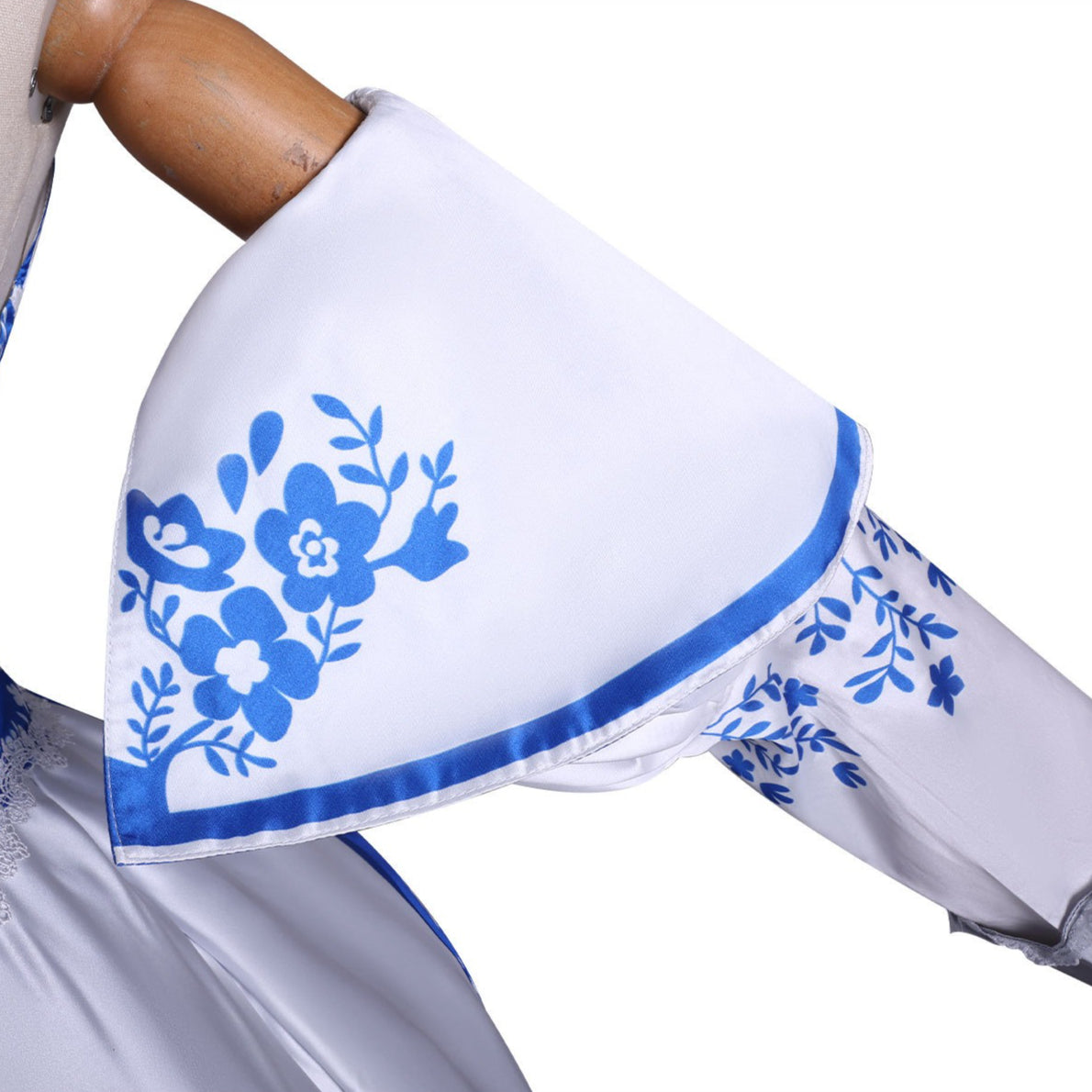 Identity V Perfumer Vera Nair Blue Floral Dress Cosplay Costumes