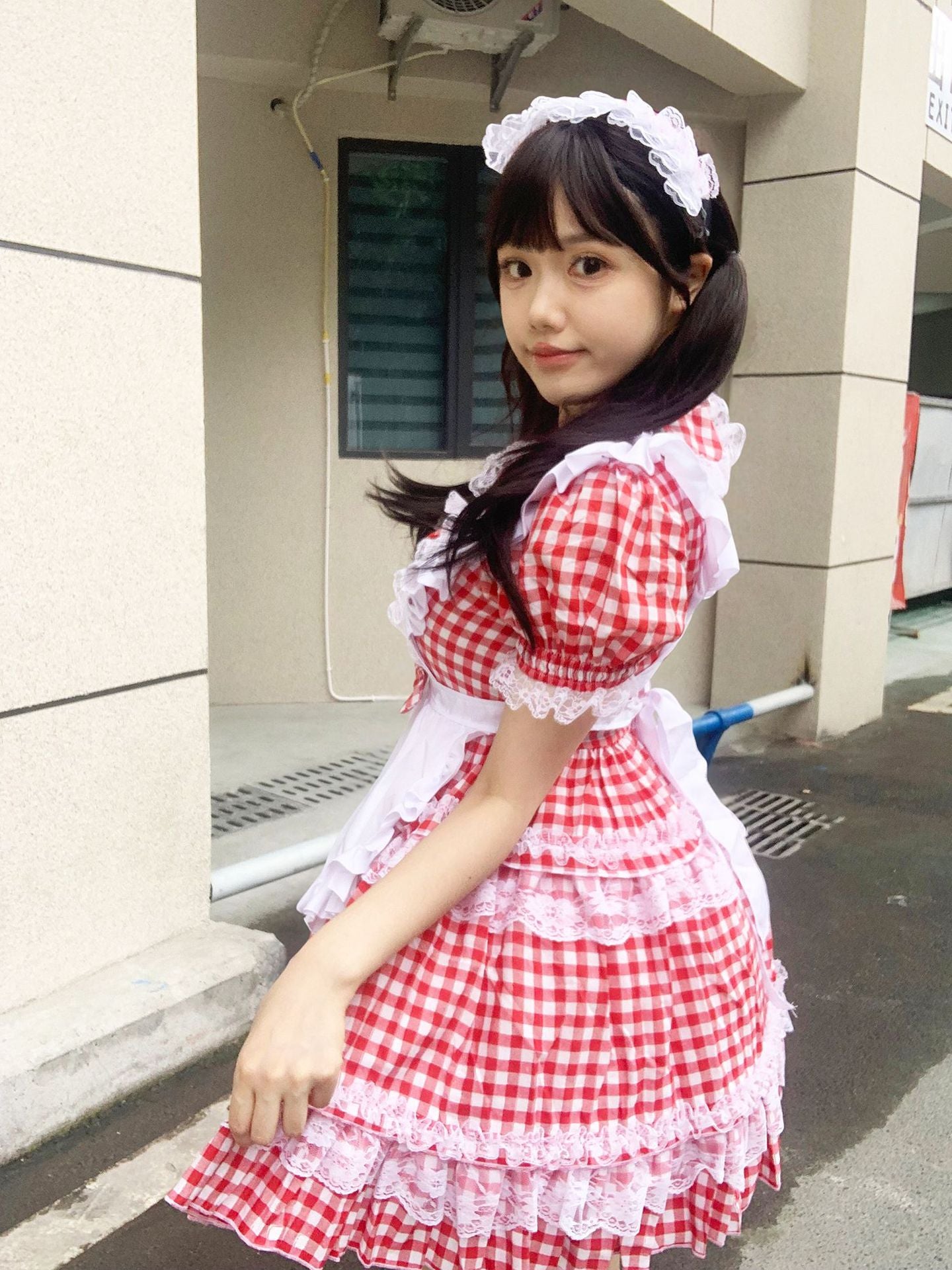Pink Plaid Sweet Idol Maid Cosplay Outfit Lolita Dress