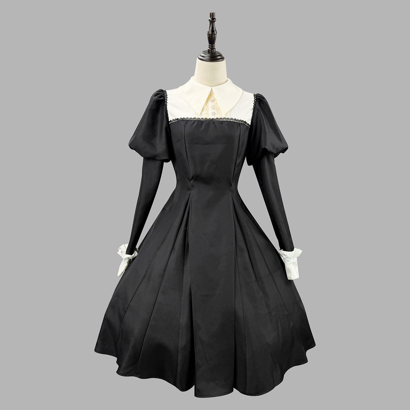 Akihabara Black White Traditional Maid Outfit Lolita Cosplay Dress