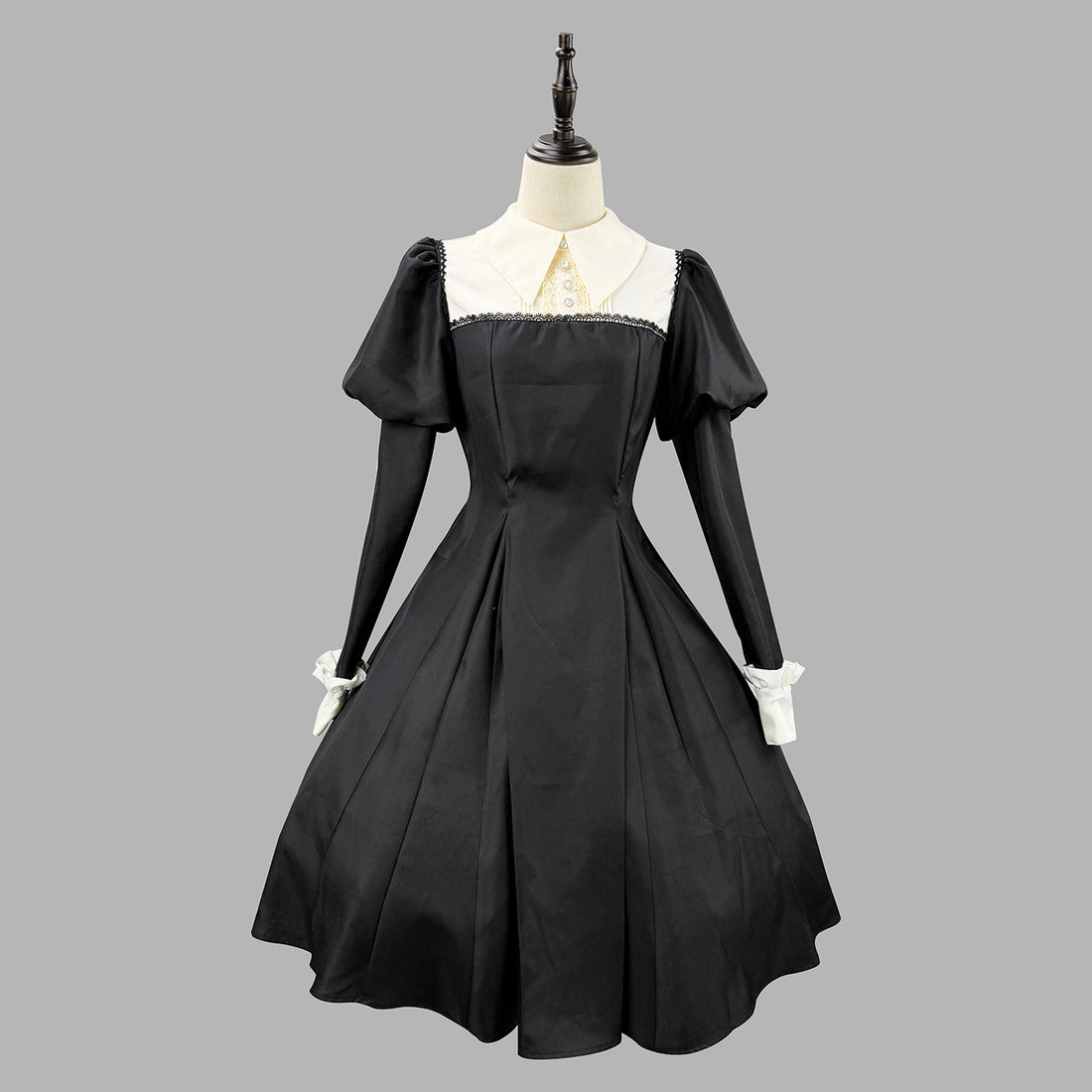 Akihabara Black White Traditional Maid Outfit Lolita Cosplay Dress