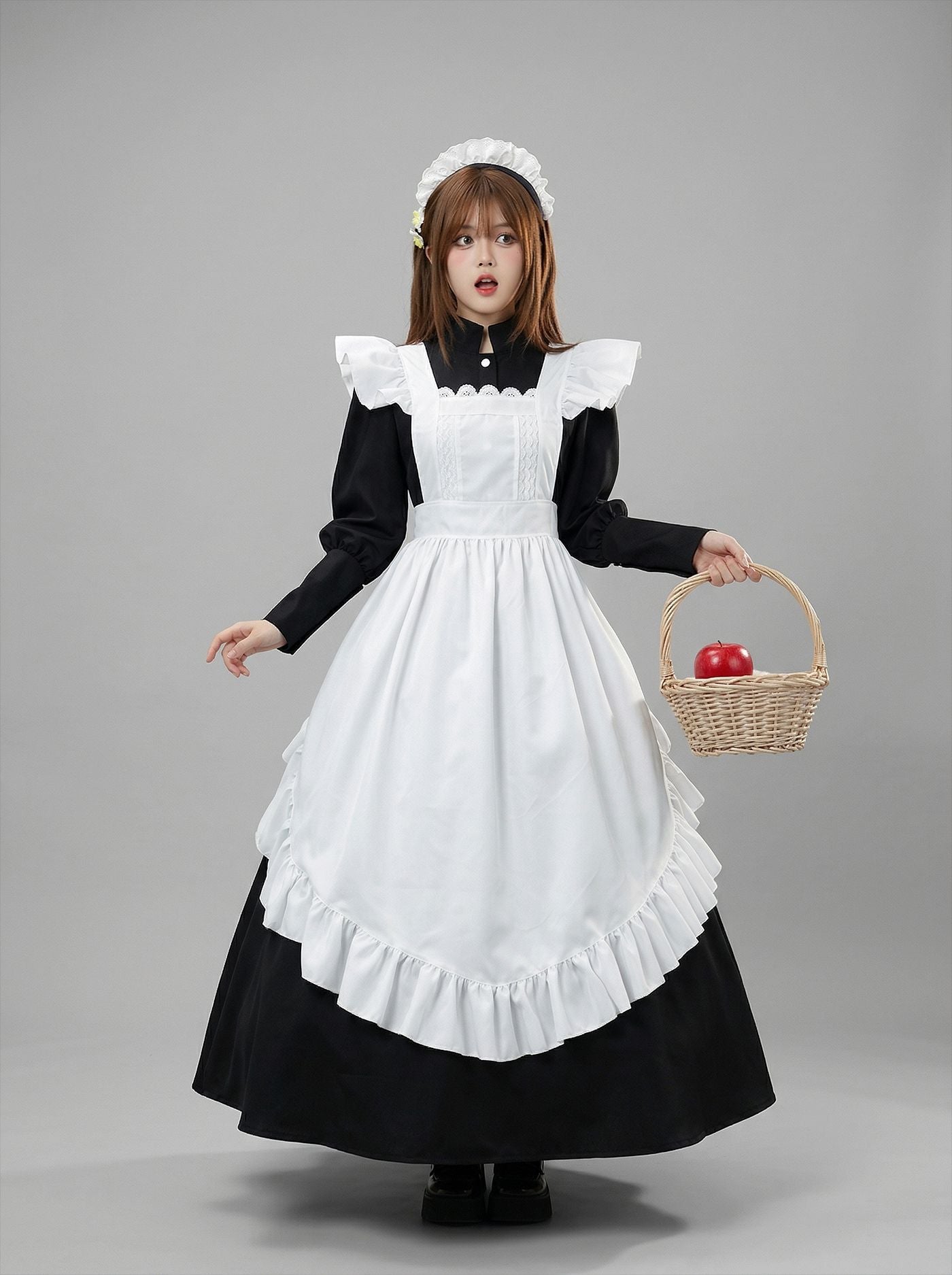 Black and White British Long Maid Outfit Lolita Dress Cosplay