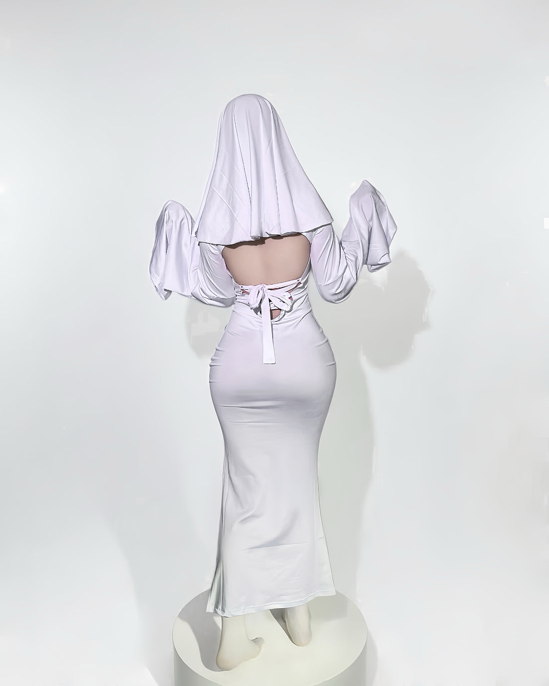 Cute Ghost Cosplay Costume for Women - Mrs. Kyoko Style Spooky White Dress with Face Mask