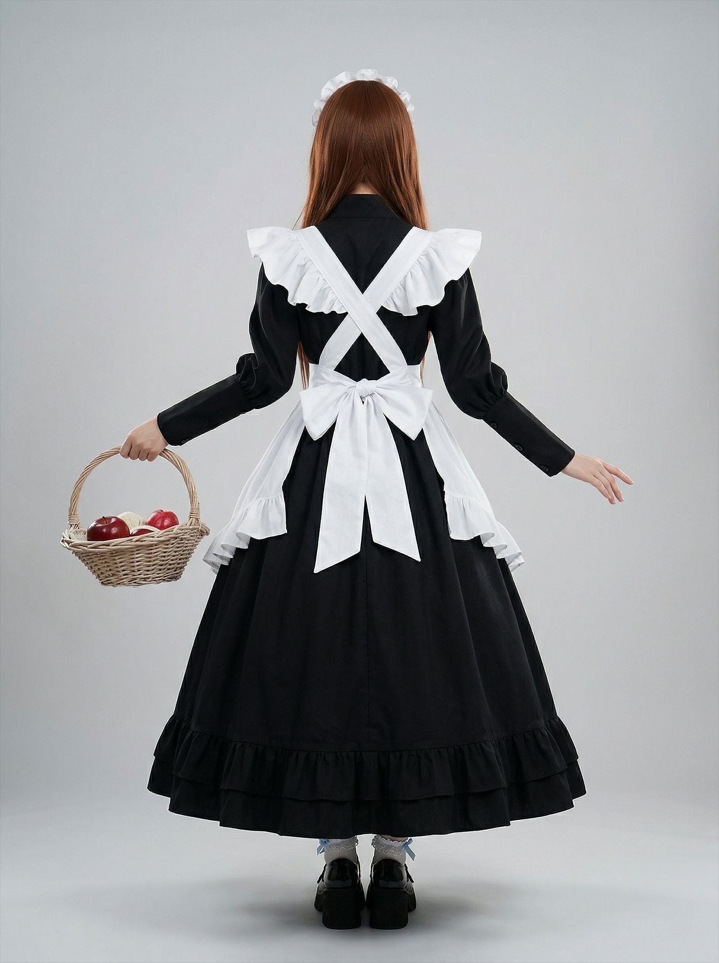 Black and White British Long Maid Outfit Lolita Dress Cosplay