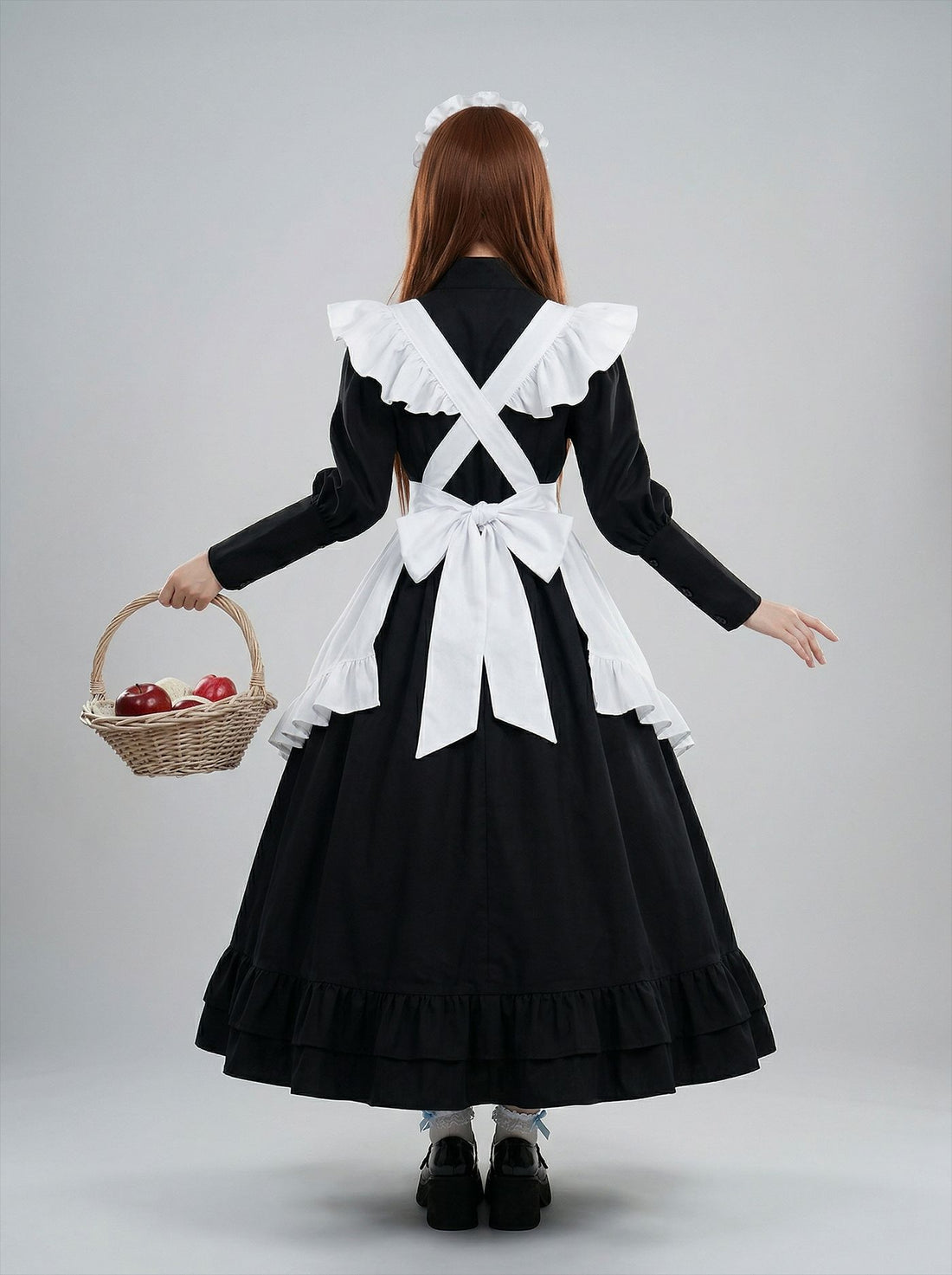 Black and White British Long Maid Outfit Lolita Dress Cosplay