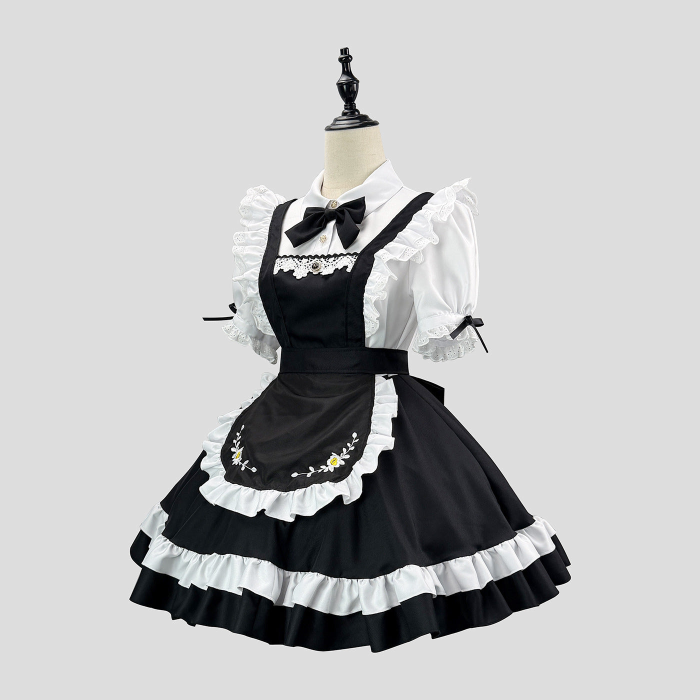 Daisy Manor Embroidery Maid Outfit Cosplay Lolita Ruffle Dress