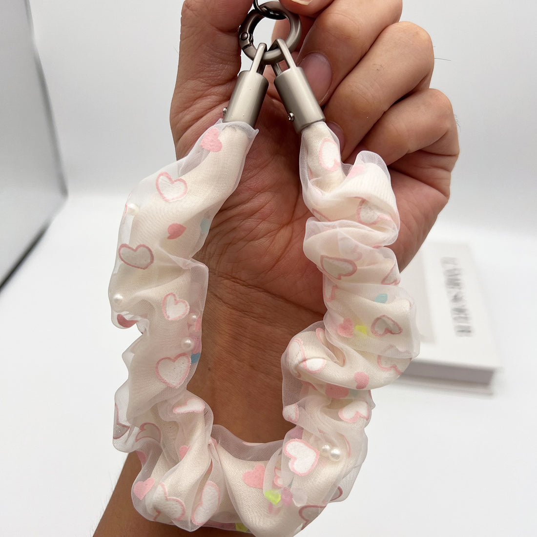 Floral Tulle Wrist Phone Strap with Tether Tabs – Colon-shaped Wristlet & Hand Lanyard