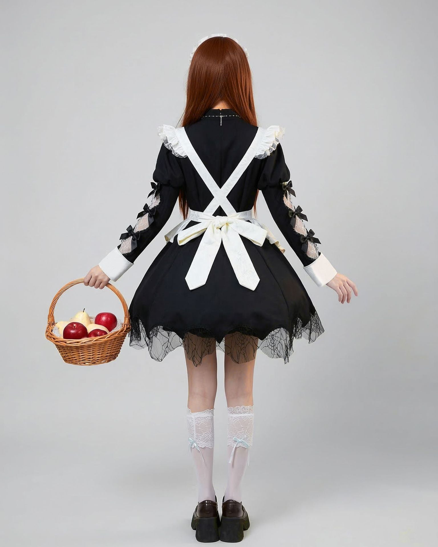 Women Sweet Lolita French Maid Dress Puff Sleeve Anime Cosplay Costume with Apron