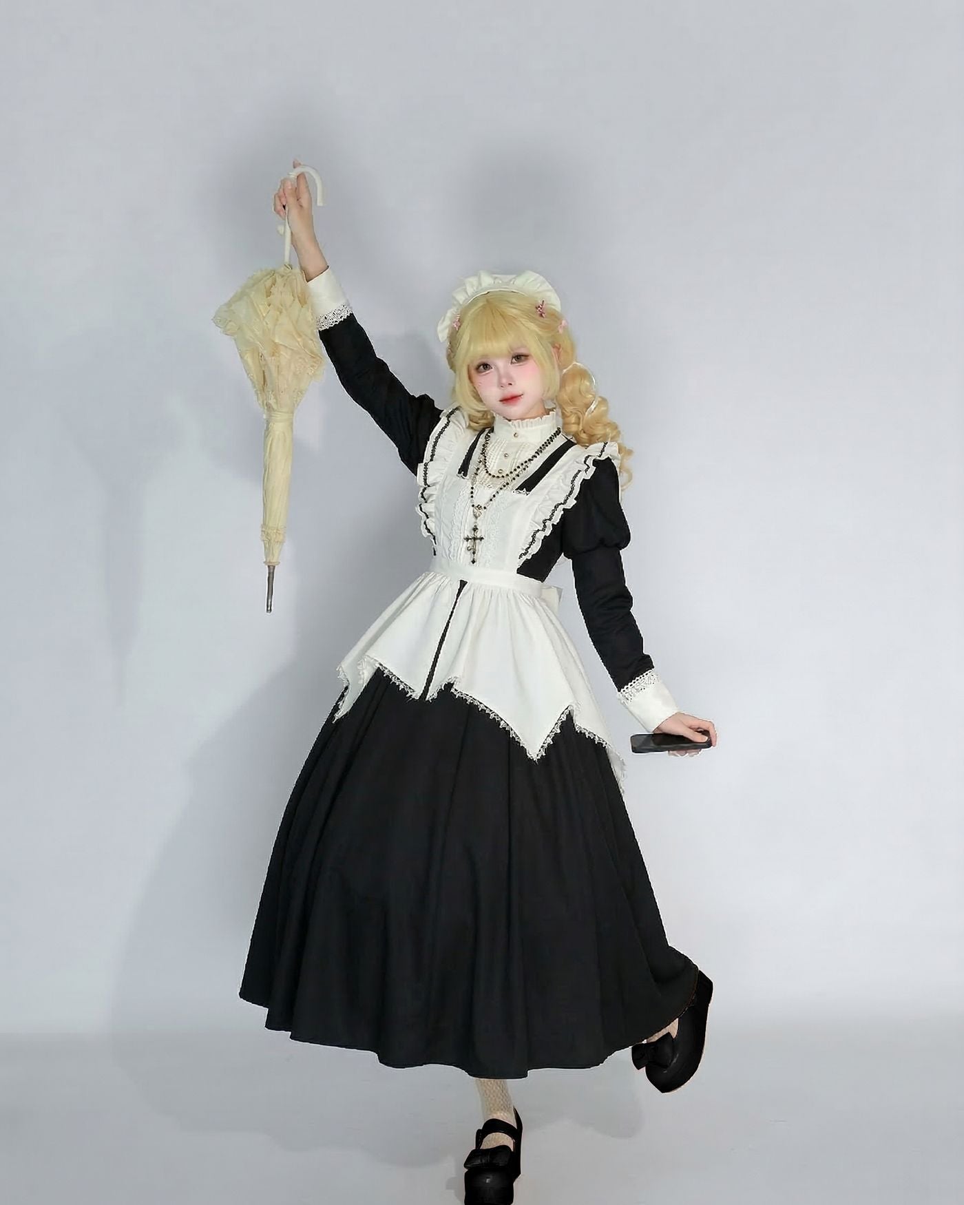 Dark Gothic Long Maid Outfit with Puff Sleeves Cosplay Lolita Dress