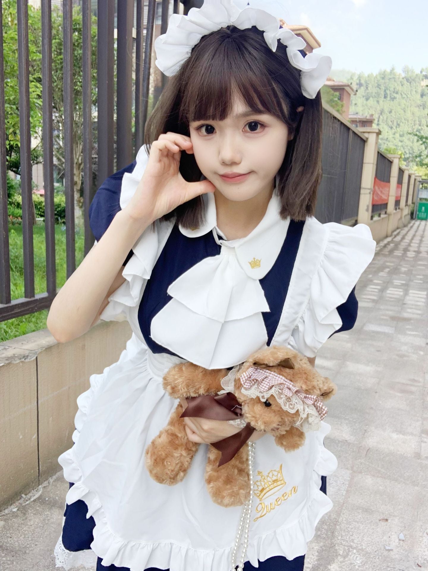 British Queen Maid Outfit Long Dress Lolita Cosplay Costume