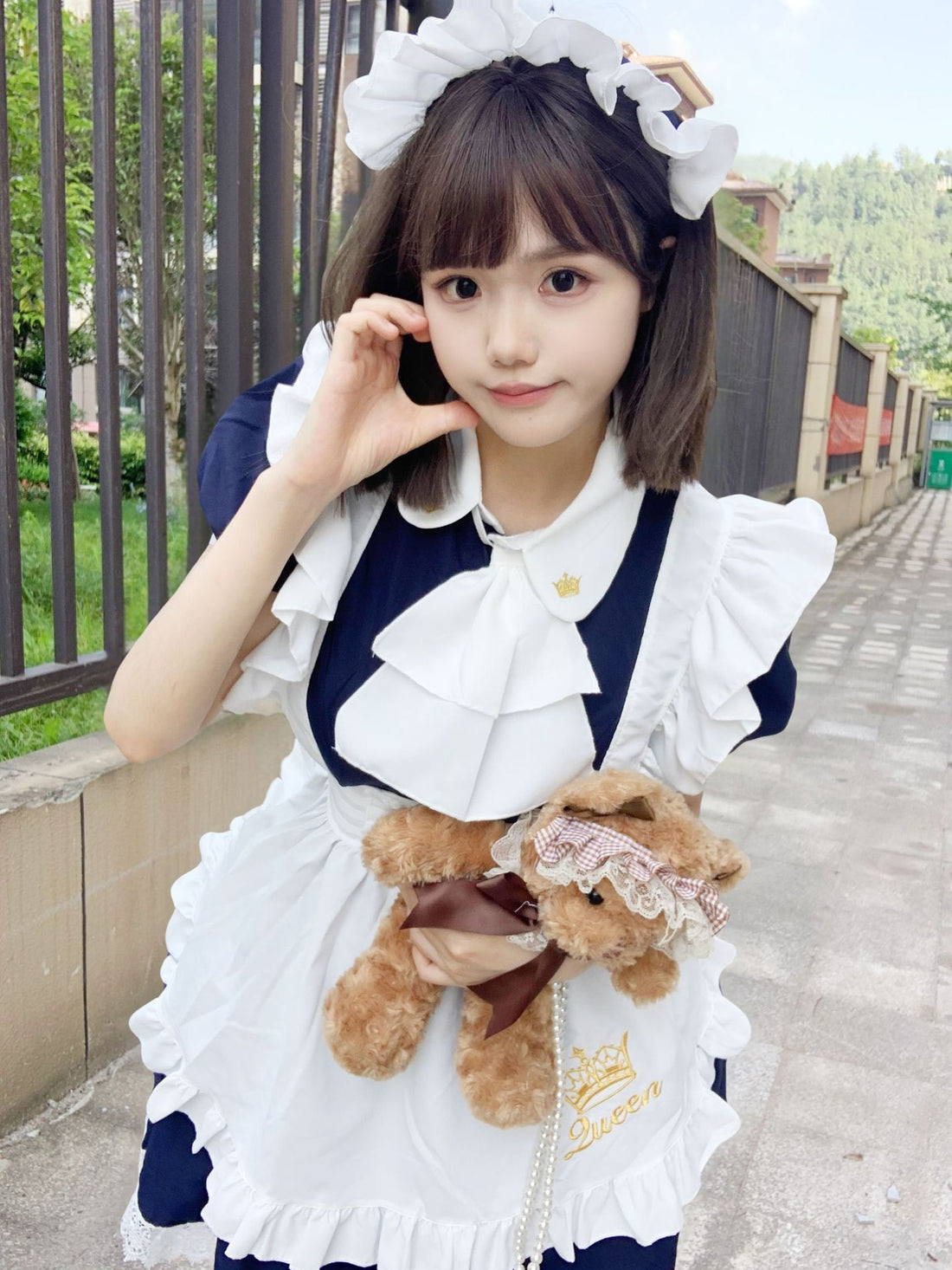 British Queen Maid Outfit Long Dress Lolita Cosplay Costume