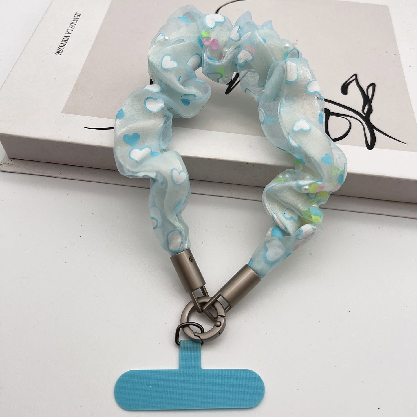 Floral Tulle Wrist Phone Strap with Tether Tabs – Colon-shaped Wristlet & Hand Lanyard