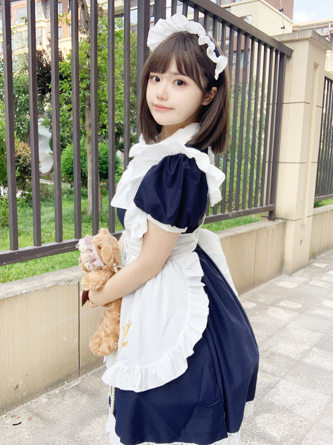 British Queen Maid Outfit Long Dress Lolita Cosplay Costume