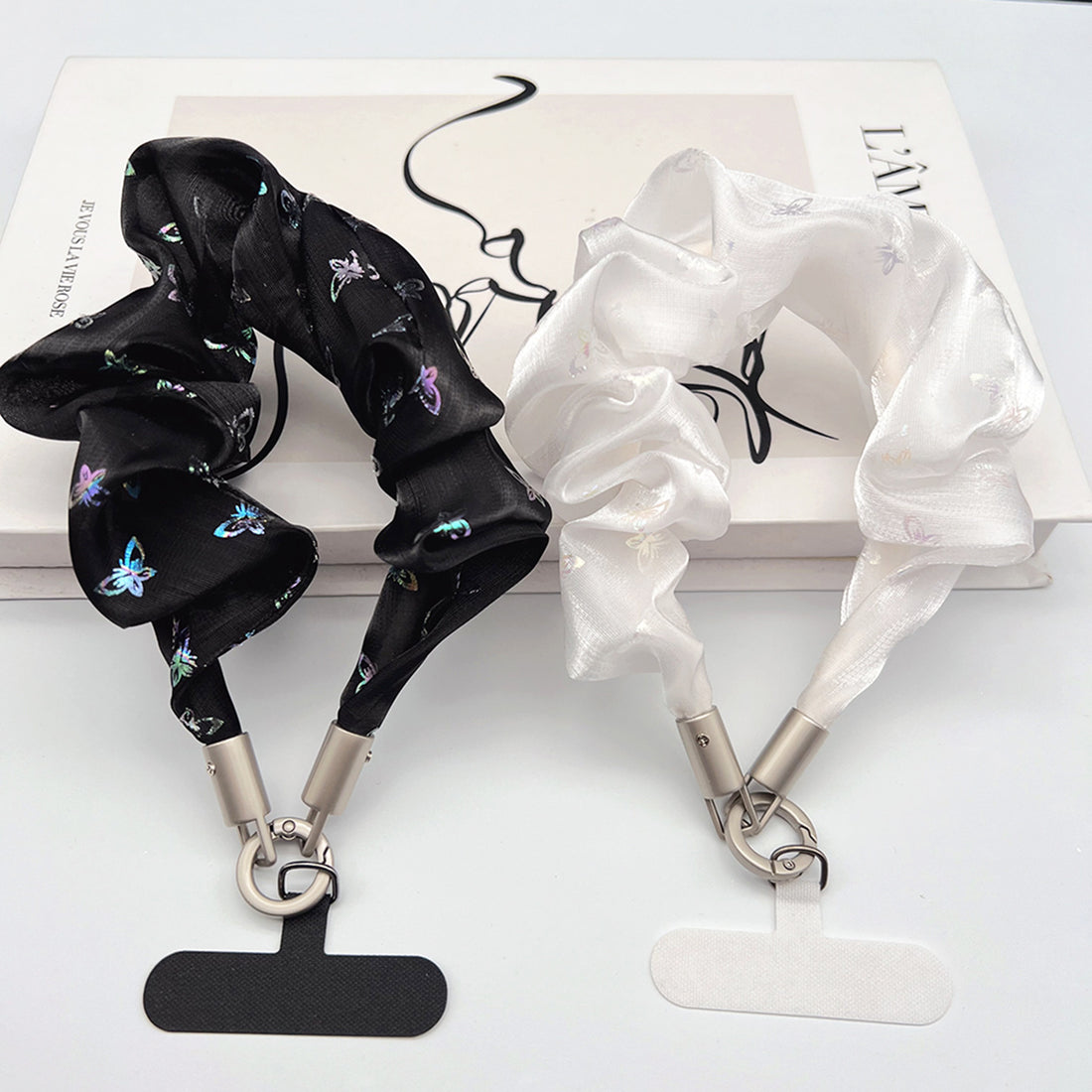 Butterfly Wrinkle Tulle Wrist Phone Strap with Tether Tabs – Colon-shaped Wristlet & Hand Lanyard