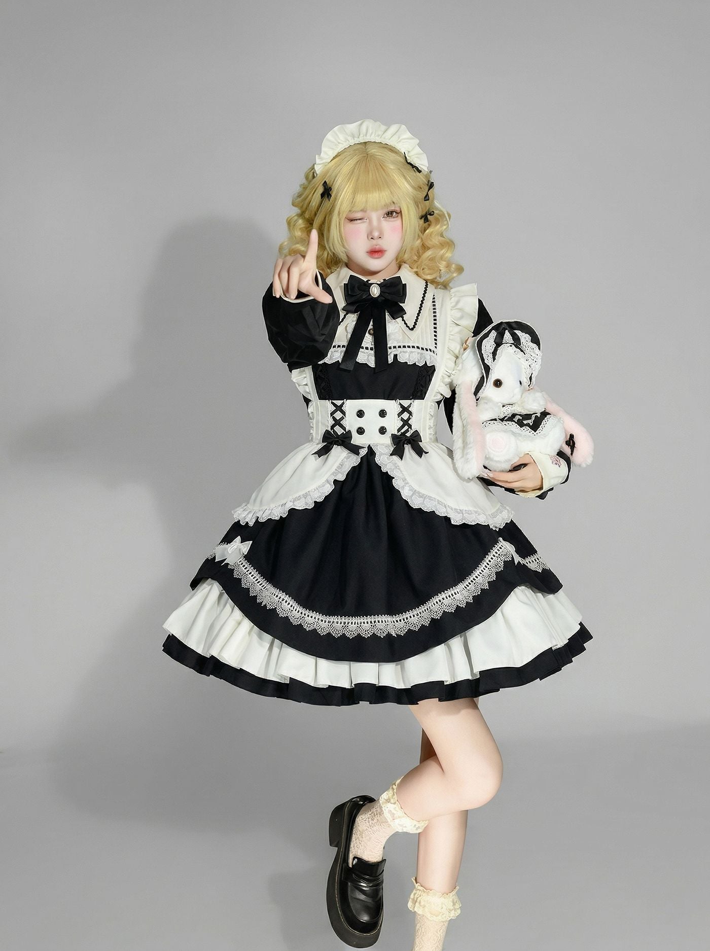 Detachable Sleeves Lolita Maid Dress Cosplay & Livestream Outfit